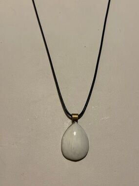 Minimal White Teardrop Pendant Necklace - Women's Jewelry